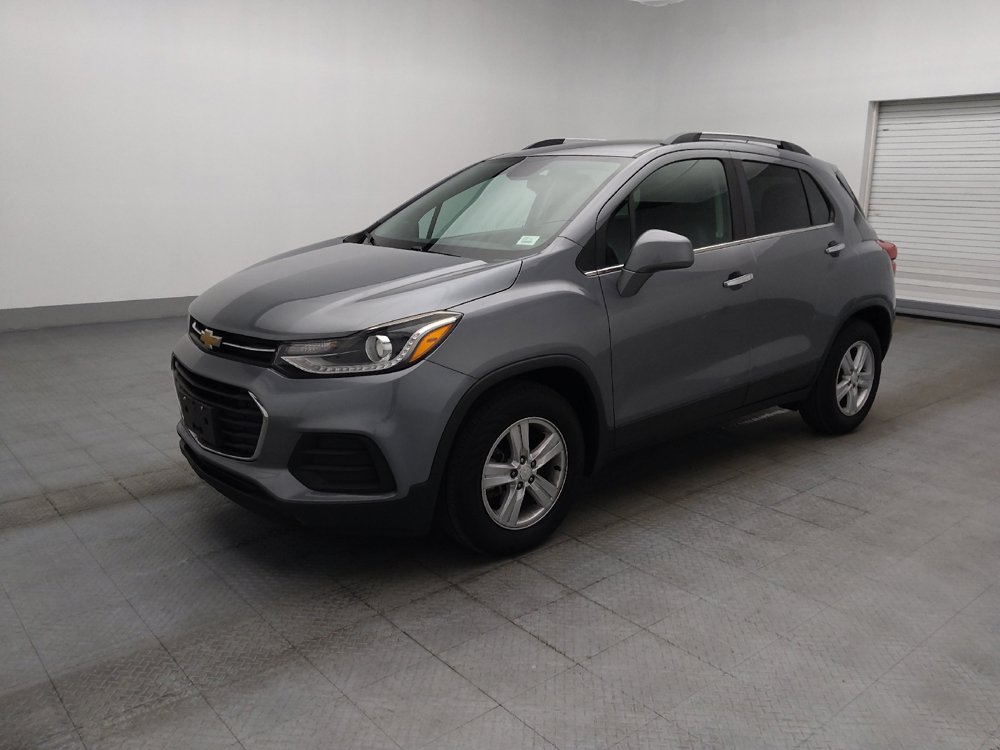 Used 2020 Chevrolet Trax LT w/ LT Convenience Package FWD image 2