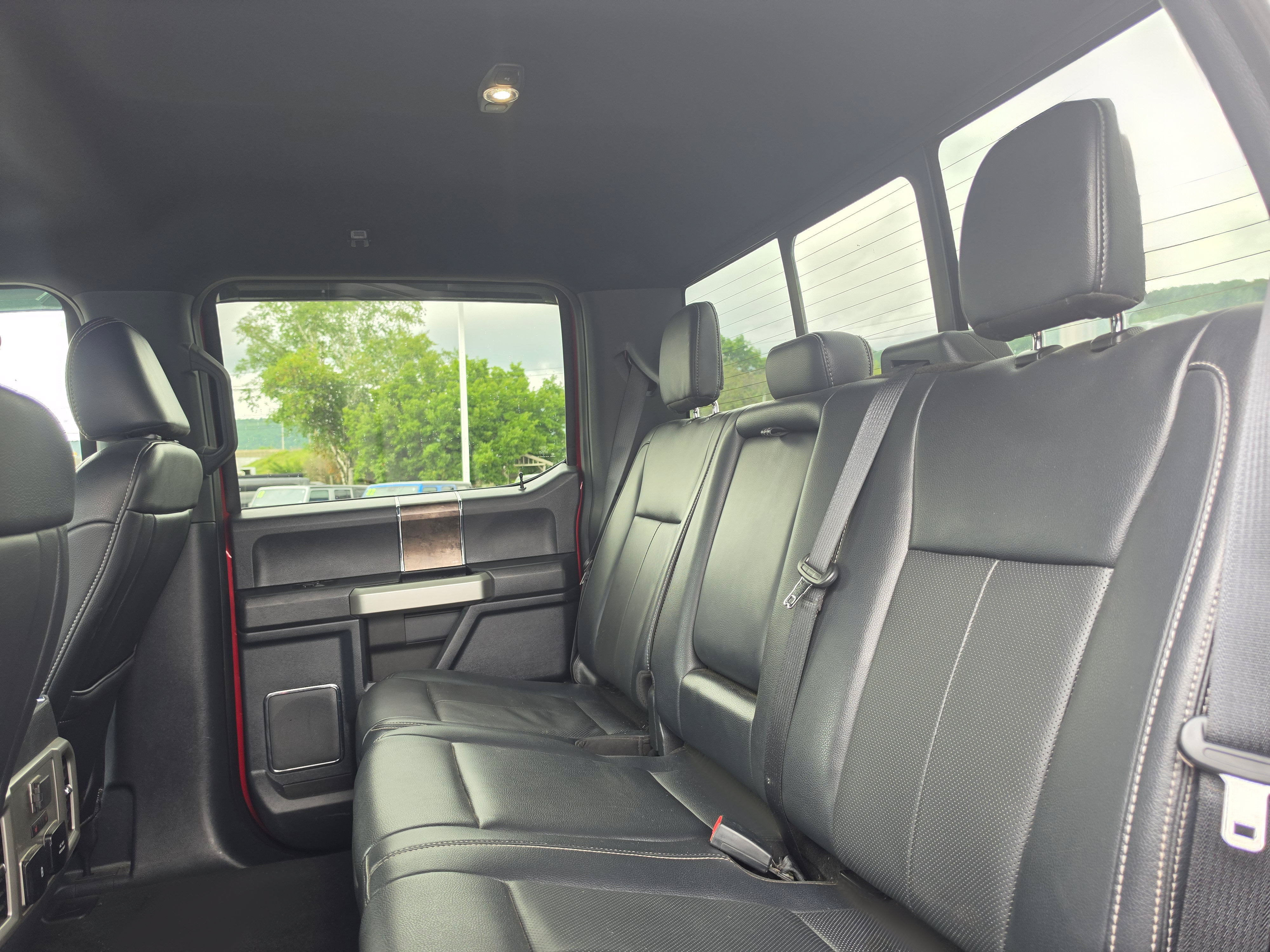 Used 2022 Ford F350 Lariat w/ Lariat Ultimate Package AWD/4WD image 14