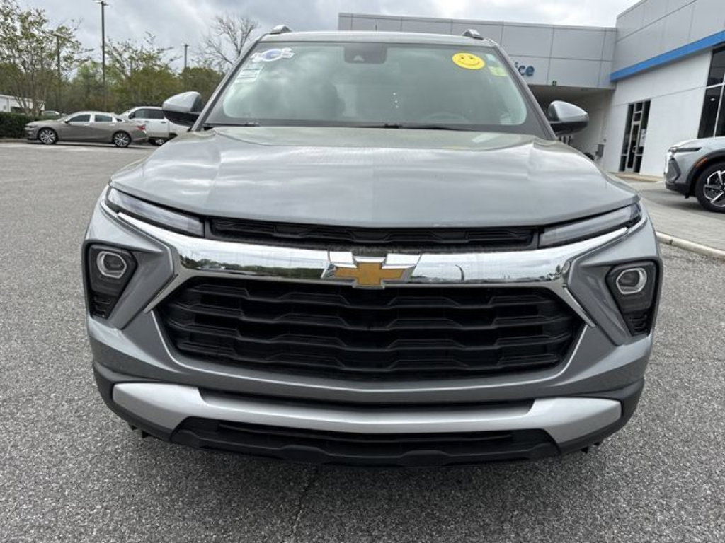 Used 2026 Chevrolet TrailBlazer LT w/ Convenience Package AWD/4WD image 8