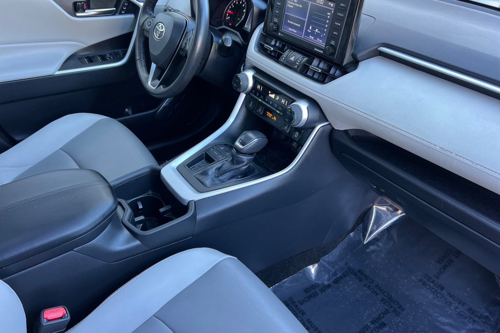 Certified 2022 Toyota RAV4 XLE Premium image 16