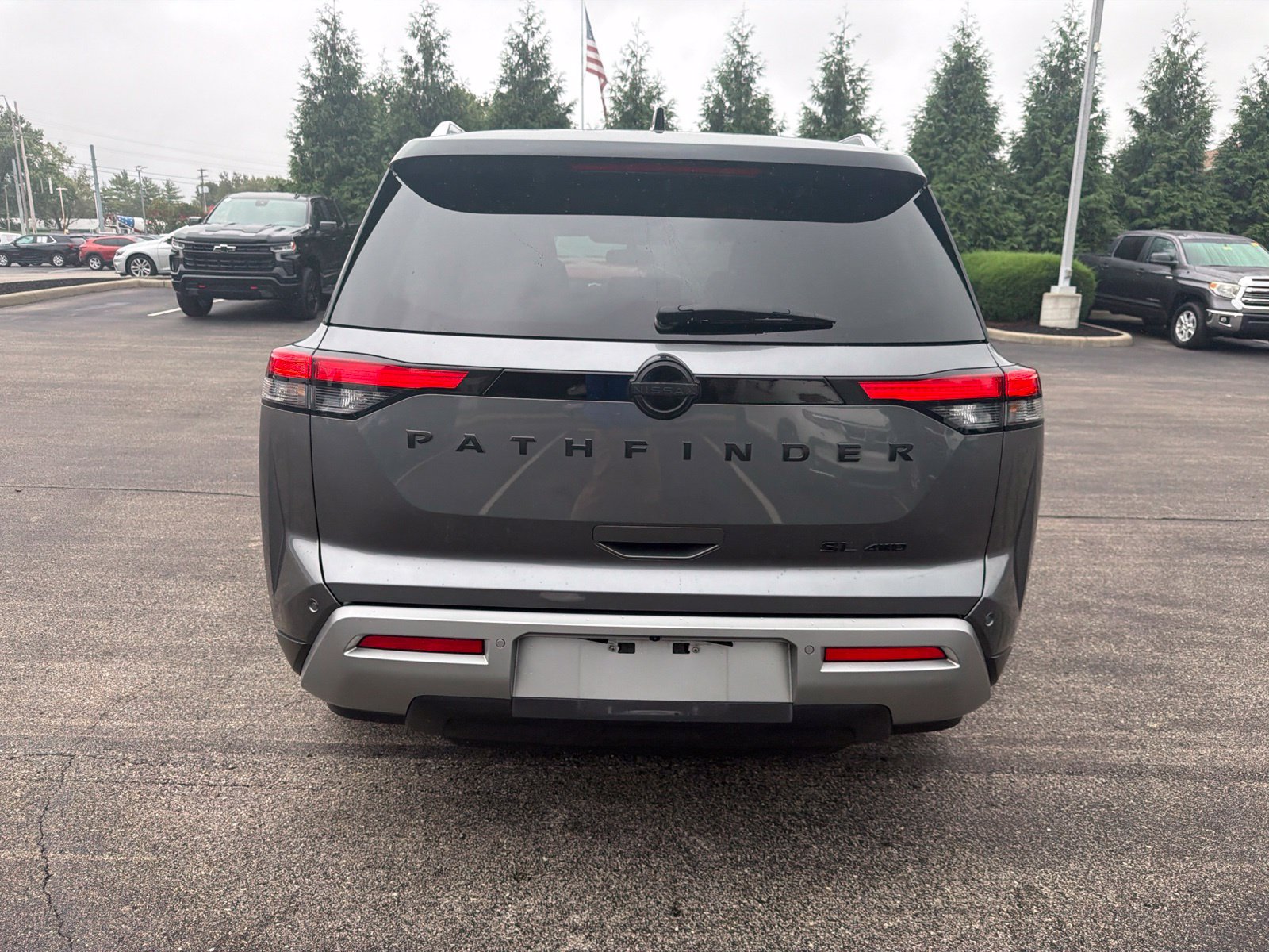 Used 2022 Nissan Pathfinder SL AWD/4WD image 4