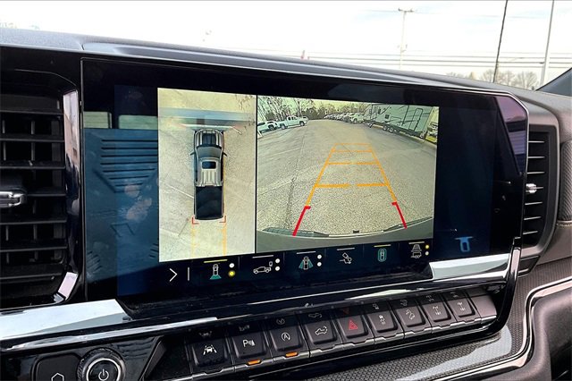 Used 2023 Chevrolet Silverado 1500 ZR2 w/ Technology Package image 13