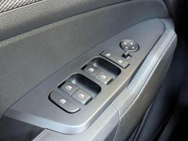 Used 2023 Kia Sportage LX AWD/4WD image 32