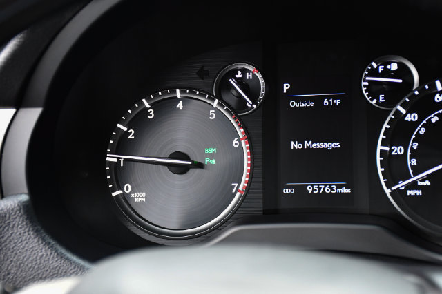 Used 2021 Lexus GX 460 Premium w/ Accessory Package AWD/4WD image 22