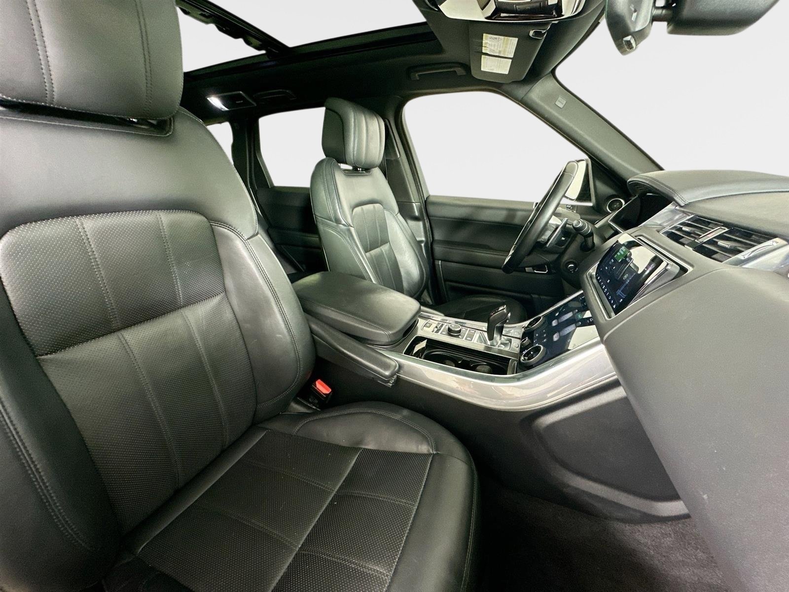 Used 2018 Land Rover Range Rover Sport Supercharged image 37