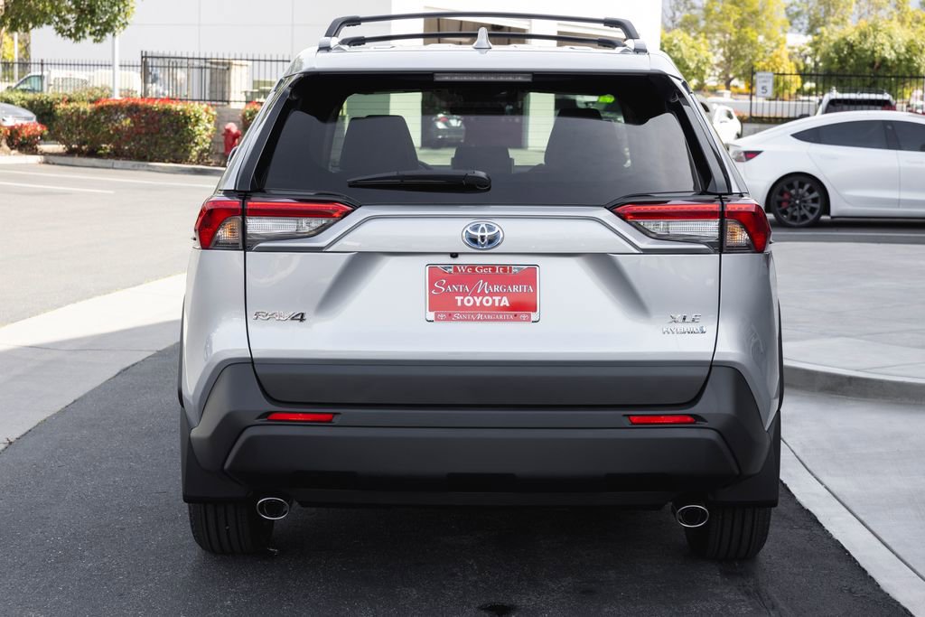 New 2025 Toyota RAV4 XLE image 5