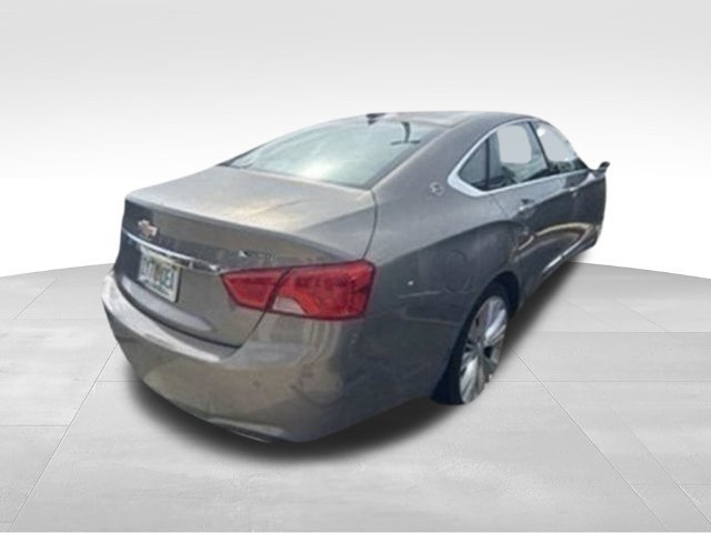 Used 2017 Chevrolet Impala Premier w/ Enhanced Convenience Package FWD image 3