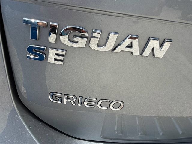 Used 2019 Volkswagen Tiguan SE w/ Panoramic Sunroof Package FWD image 10