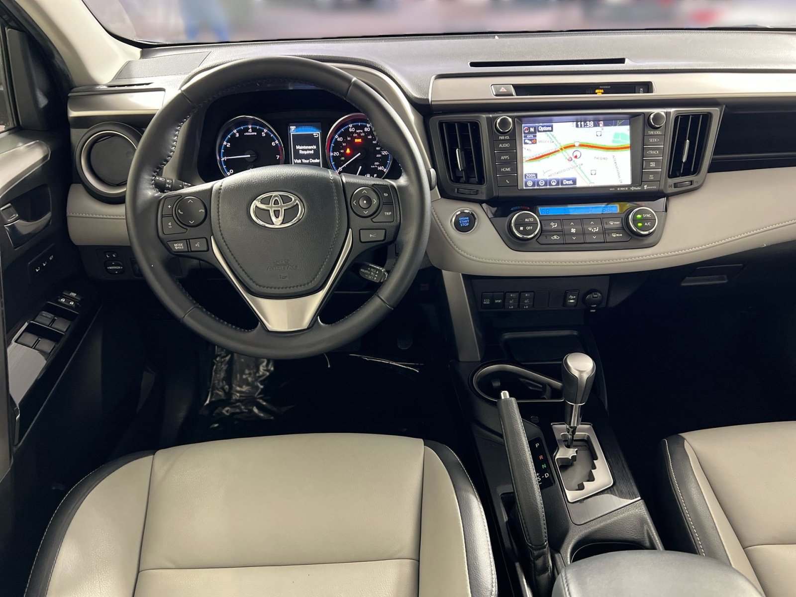 Used 2016 Toyota RAV4 Limited image 20