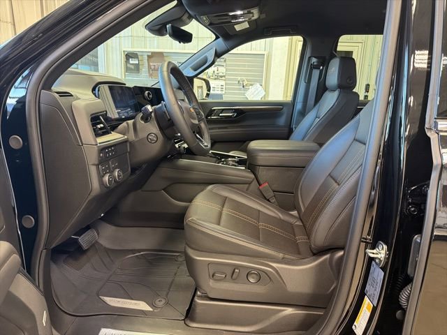 Used 2025 Chevrolet Tahoe High Country image 10