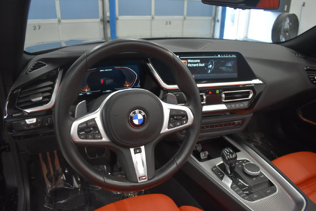 Used 2022 BMW Z4 M40i w/ Premium Package RWD image 5