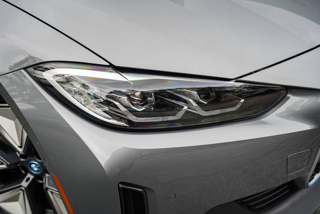 Used 2023 BMW i4 eDrive35 RWD image 6