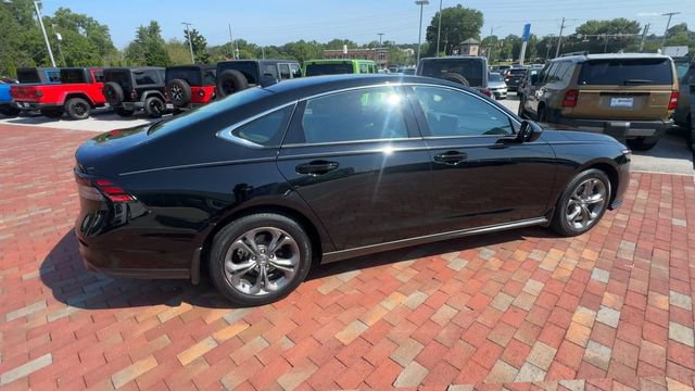 Certified 2024 Honda Accord EX image 3