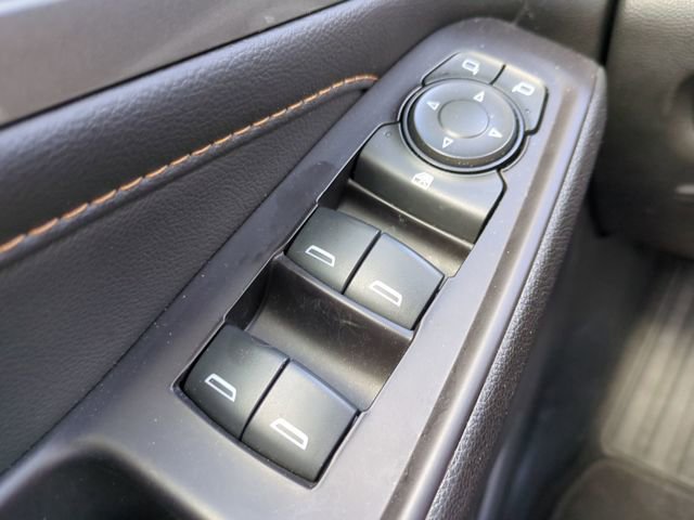 Used 2020 Chevrolet Traverse LS FWD image 29