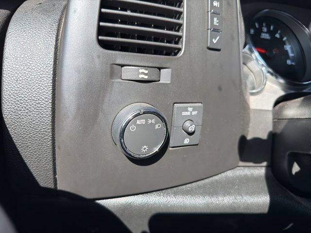 Used 2010 GMC Sierra 1500 SLE w/ Power Pack Plus AWD/4WD image 17