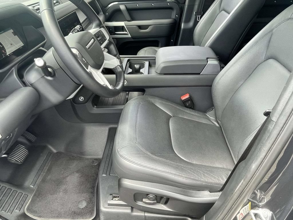 Certified 2024 Land Rover Defender 110 S AWD/4WD image 13