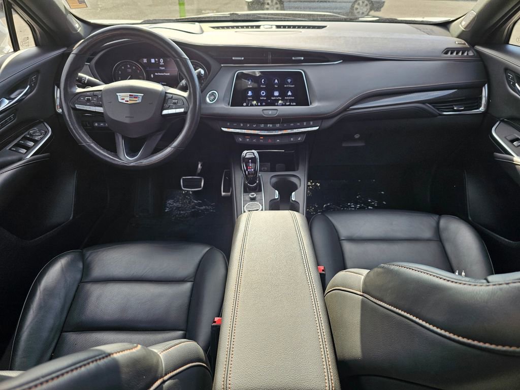 Used 2023 Cadillac XT4 Sport AWD/4WD image 9