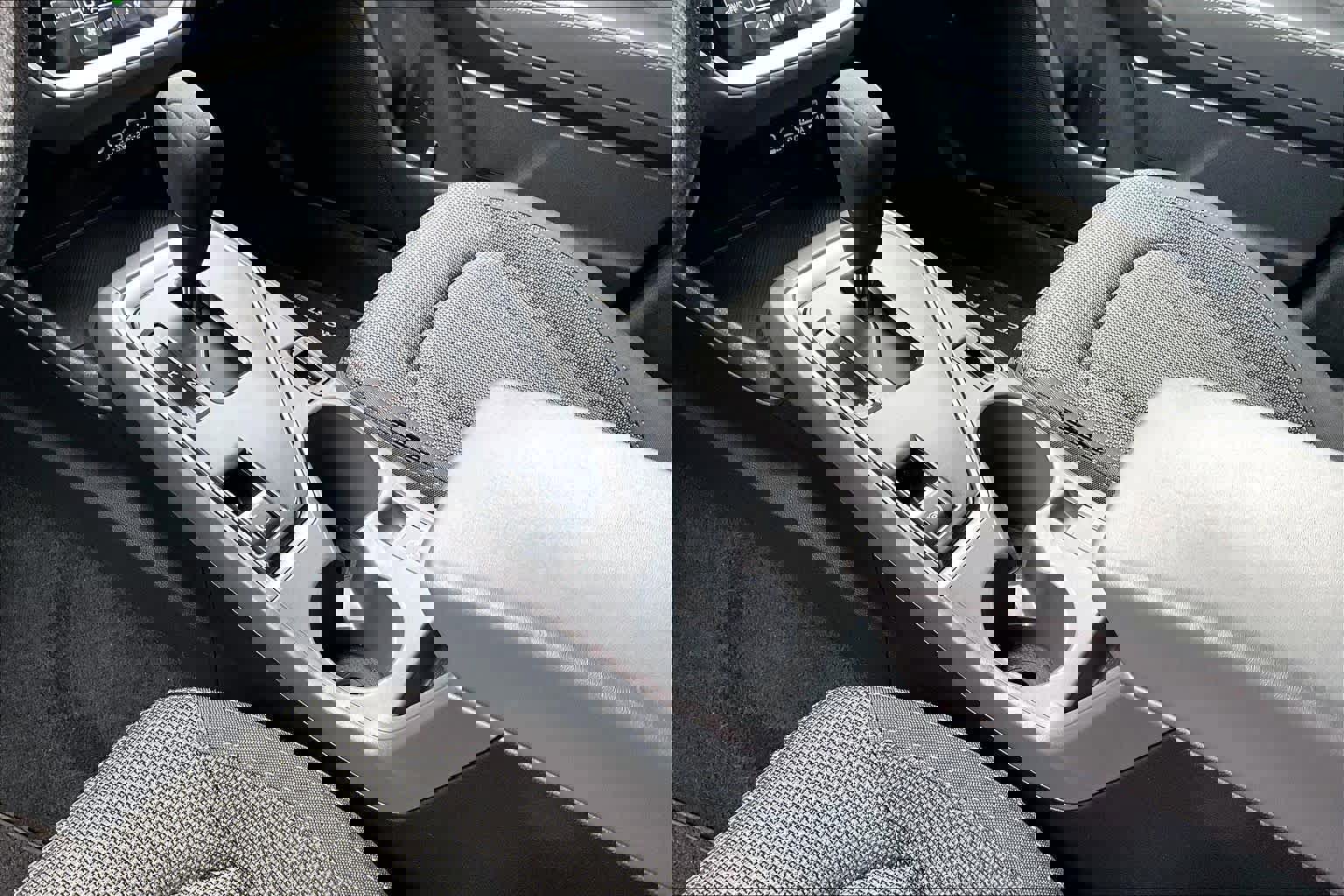 Used 2024 Subaru Crosstrek 2.0i Premium w/ Crosstrek Mirror Package image 17