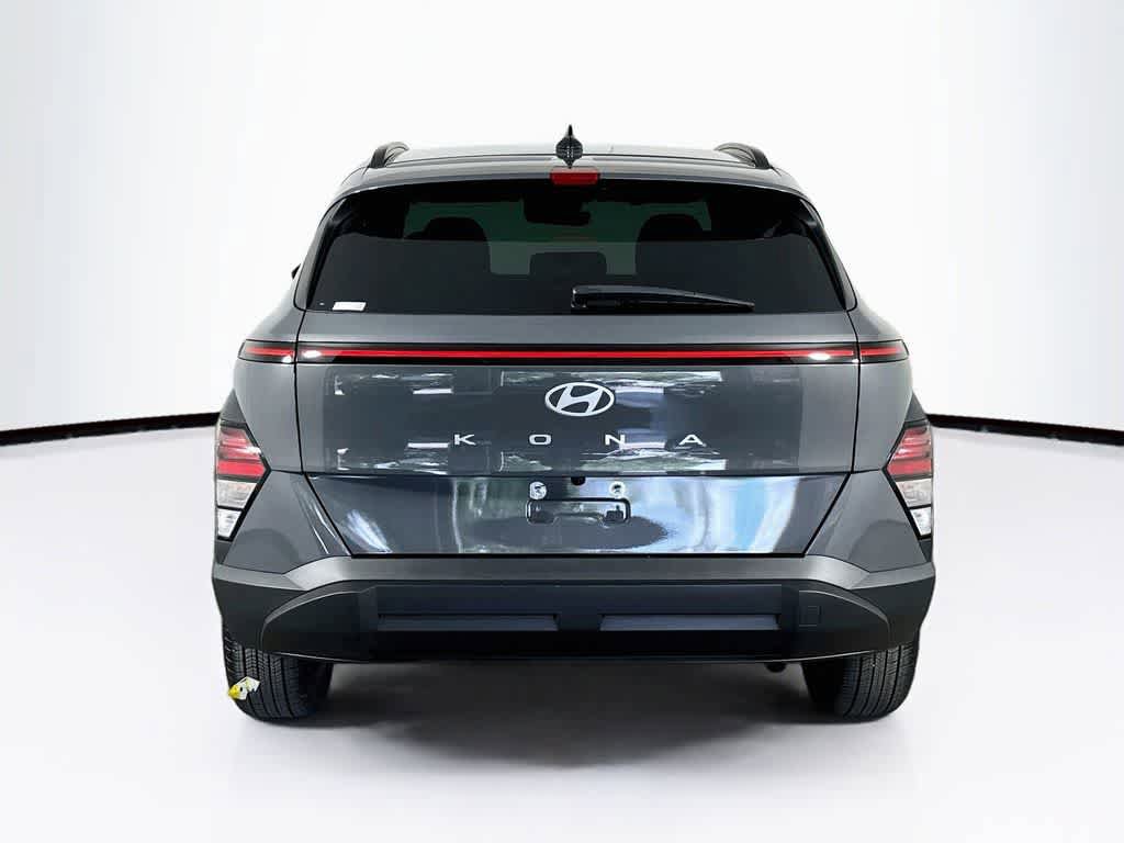 Used 2025 Hyundai Kona SEL FWD image 5