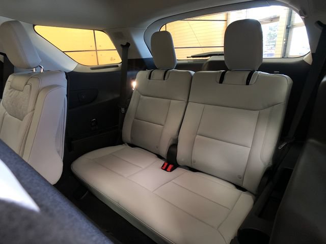New 2026 Ford Explorer Platinum w/ LUX Leather Package AWD/4WD image 23