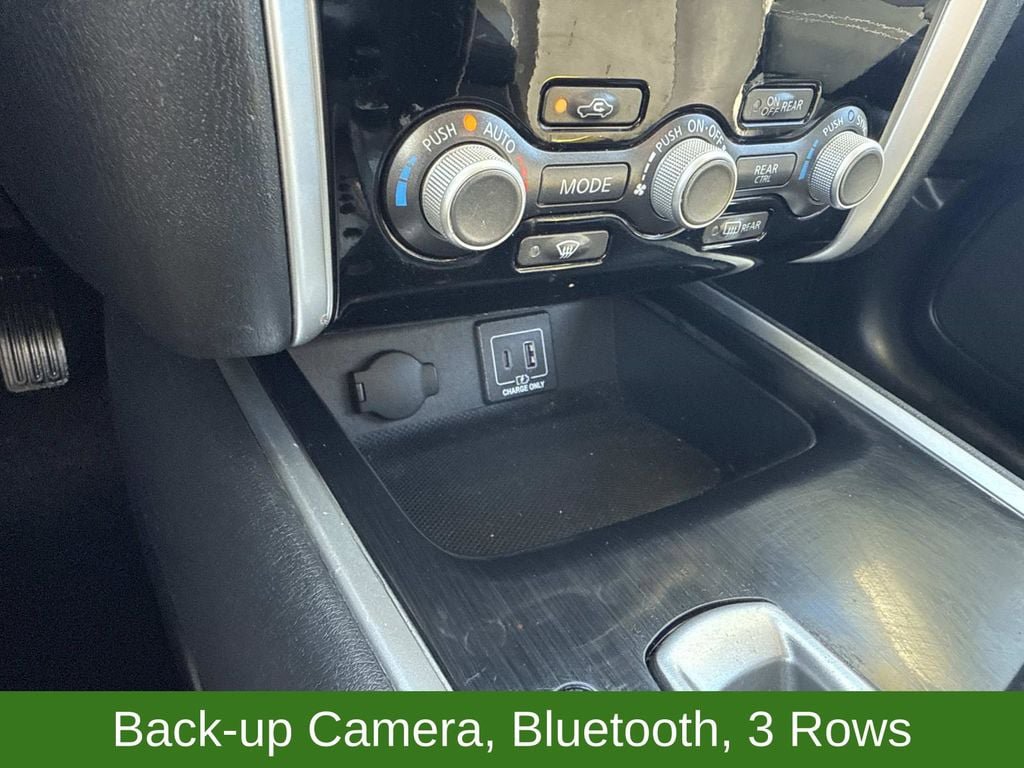 Used 2020 Nissan Pathfinder S AWD/4WD image 31