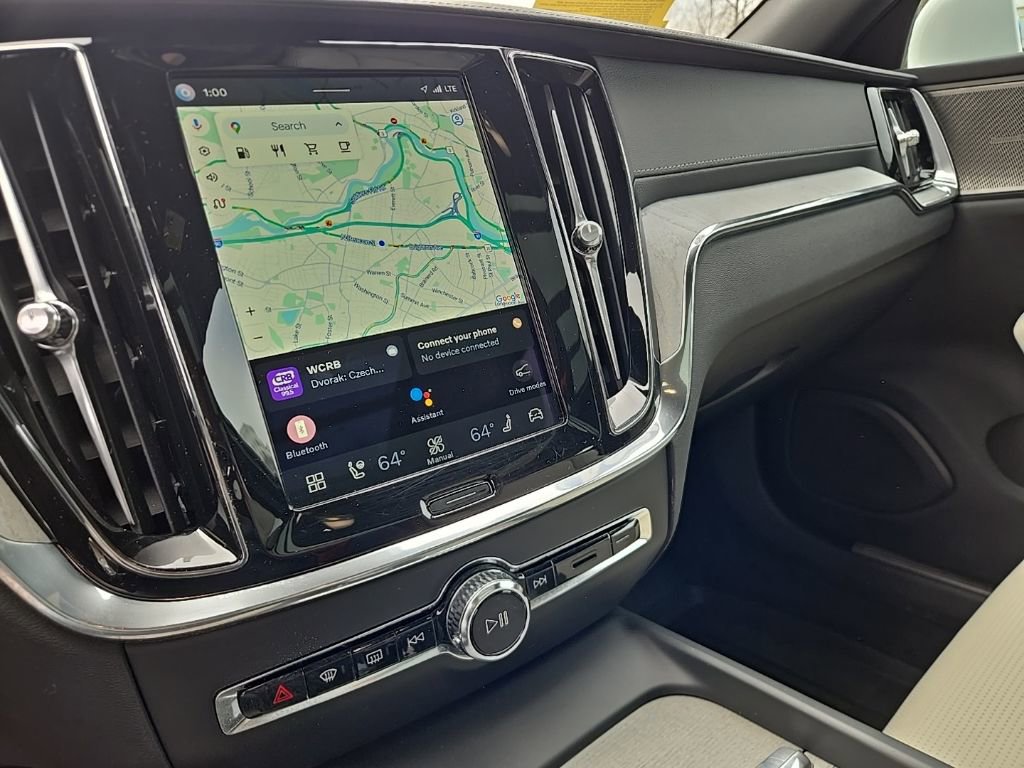 Certified 2024 Volvo V60 B5 Cross Country Ultimate image 20