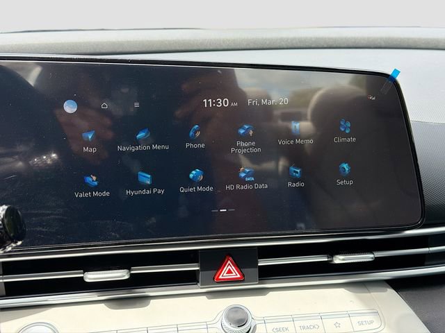 New 2026 Hyundai Elantra Limited image 15