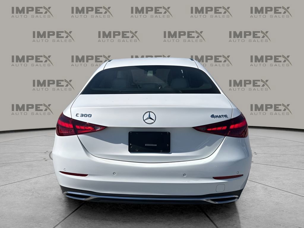Used 2025 Mercedes-Benz C 300 4MATIC Sedan image 4