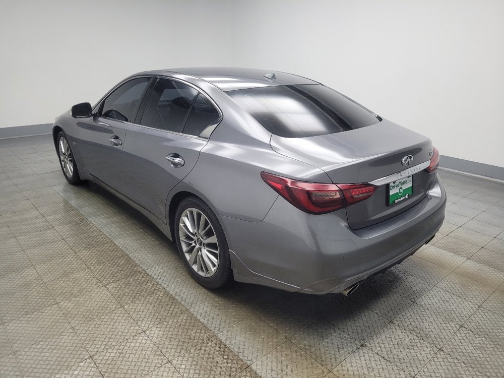 Used 2018 INFINITI Q50 Luxe w/ Essential Package (2.0T Luxe) RWD image 3