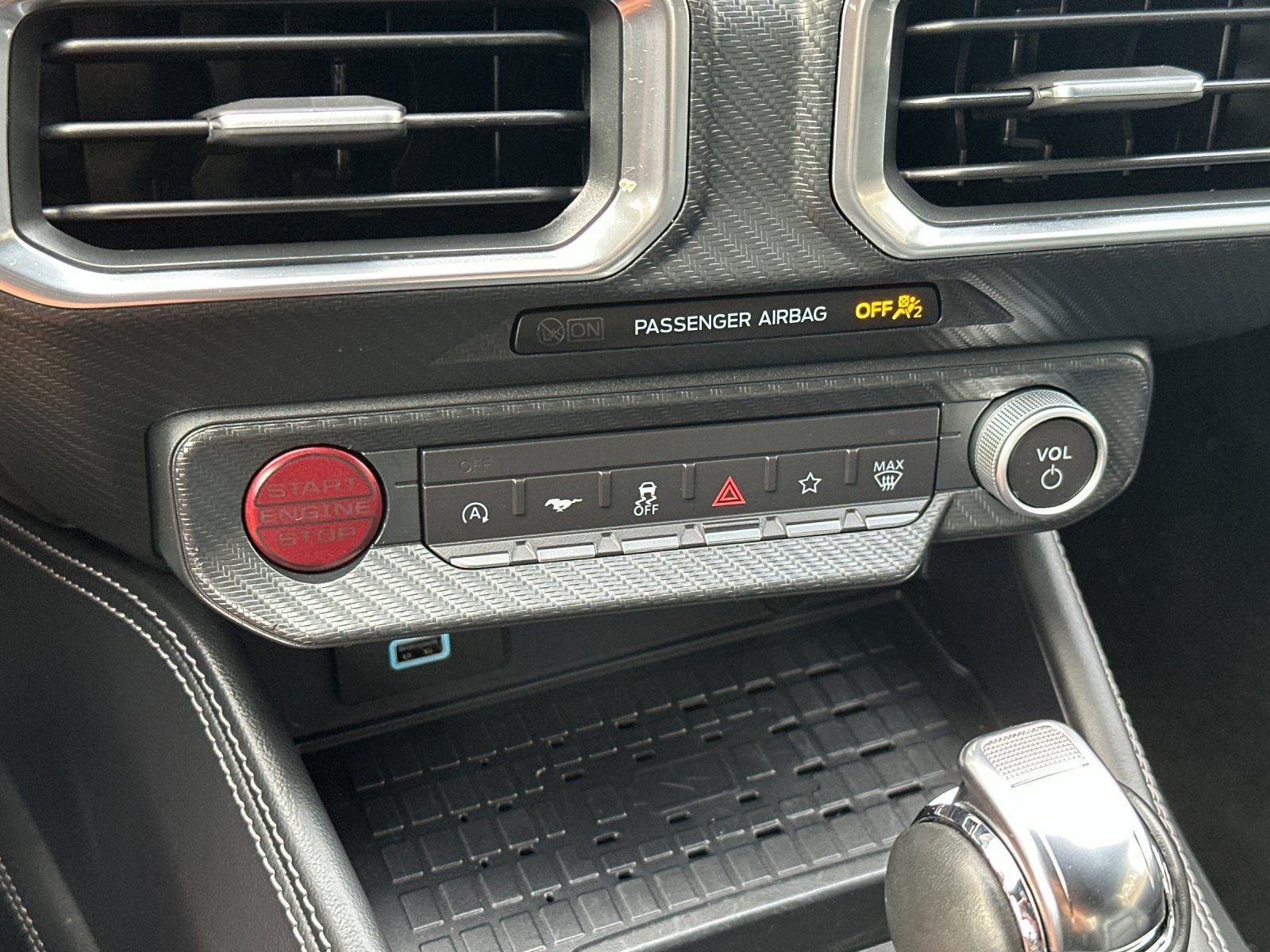 Used 2024 Ford Mustang GT Premium image 23