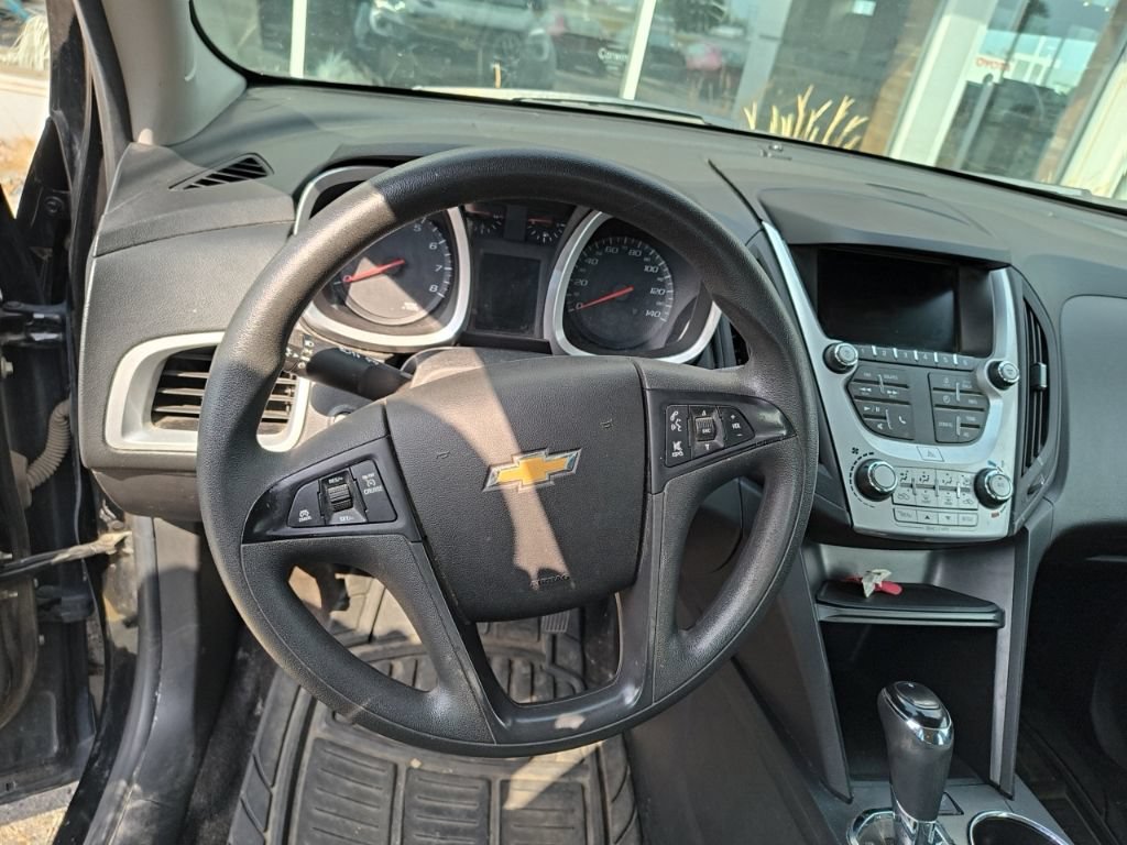 Used 2016 Chevrolet Equinox LS FWD image 12