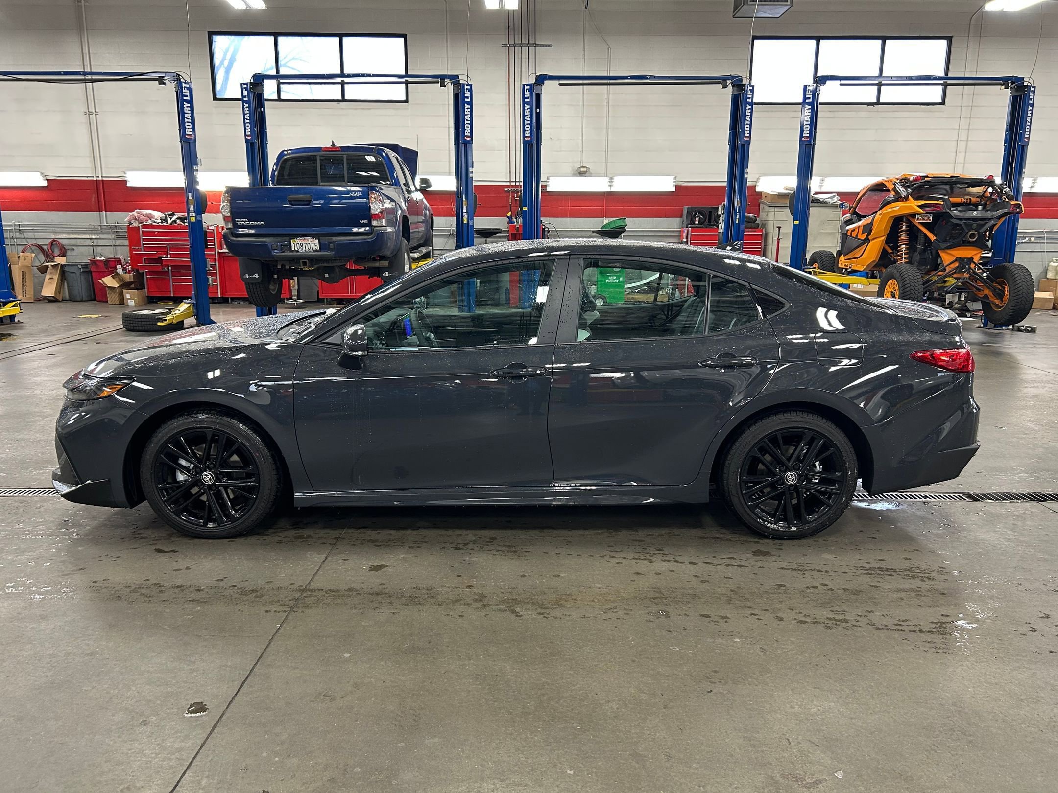 Certified 2026 Toyota Camry SE w/ Convenience Package image 2