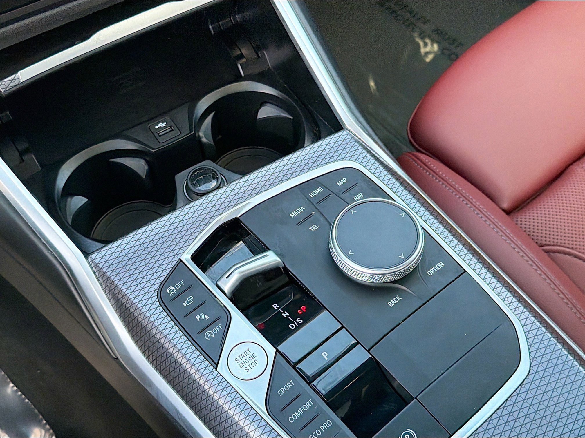 Used 2025 BMW 330i Sedan w/ Parking Assistance Package image 28