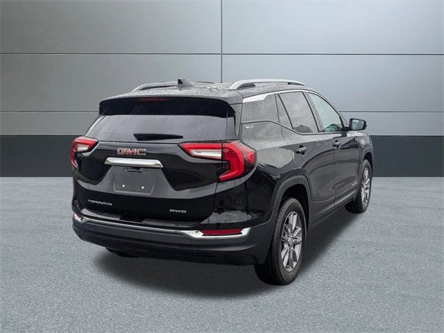 Used 2024 GMC Terrain SLT image 6