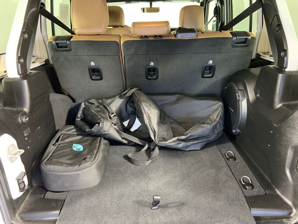 Used 2021 Jeep Wrangler Unlimited Sahara image 10