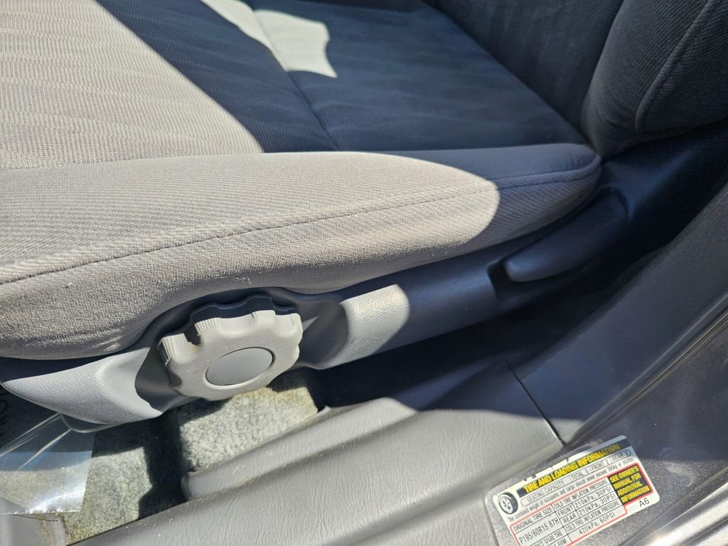 Used 2004 Honda Civic LX image 22