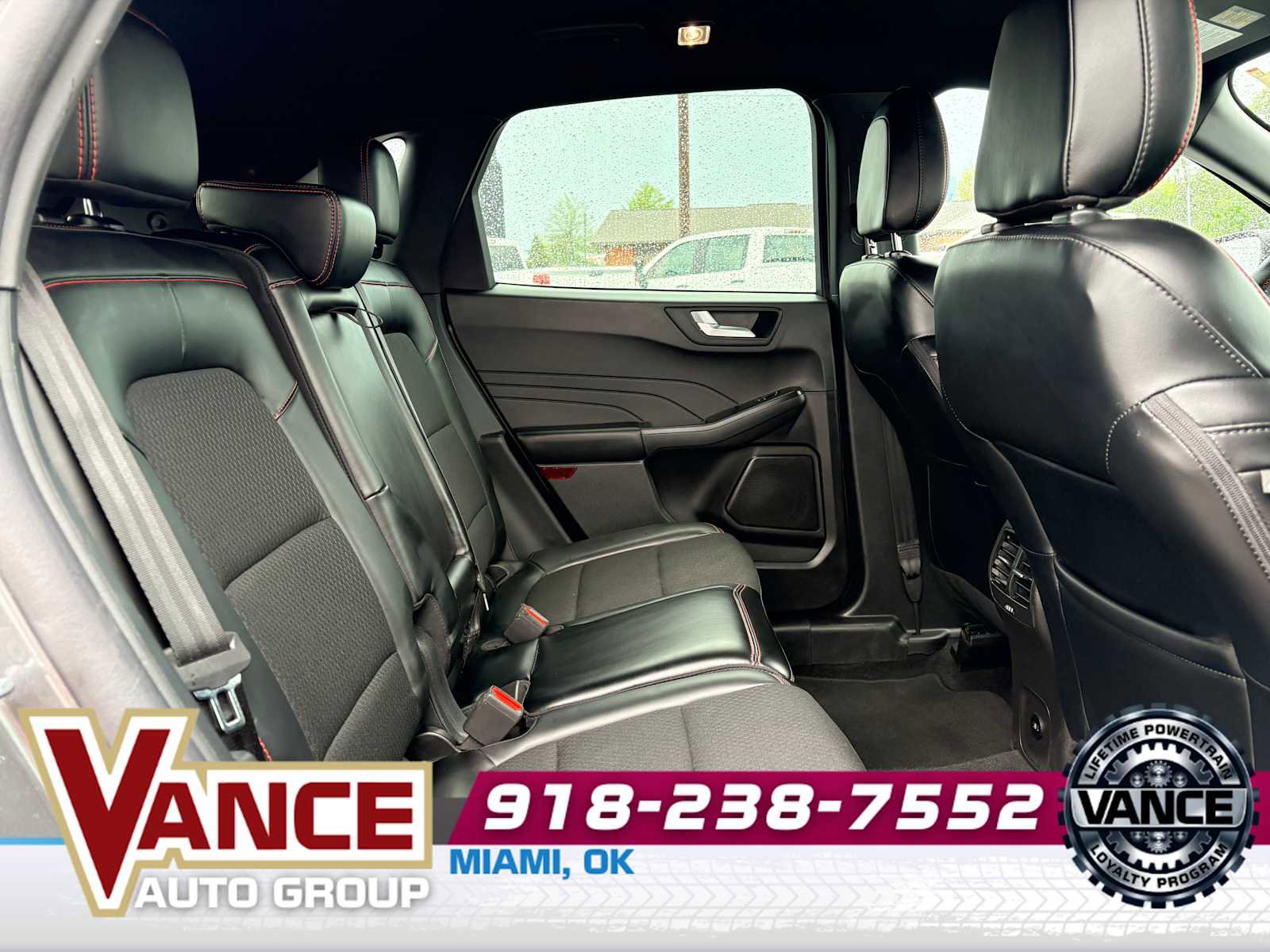 Used 2025 Ford Escape ST-Line image 17