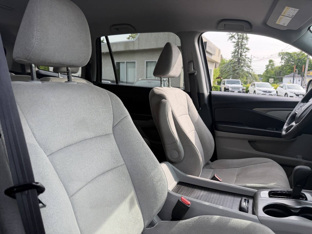 Used 2019 Honda Pilot LX image 31