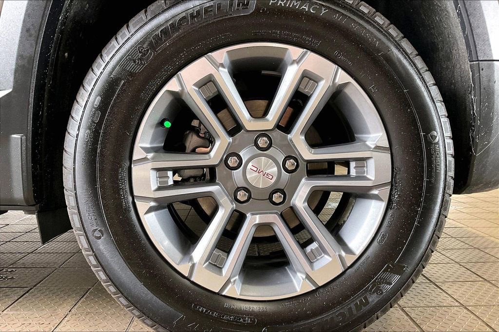 Used 2026 GMC Terrain Elevation AWD/4WD image 32