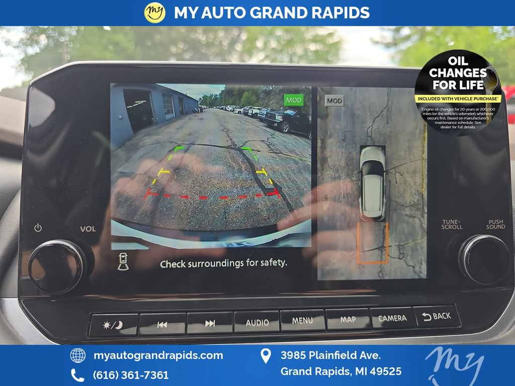 Used 2023 Nissan Rogue SL AWD/4WD image 21