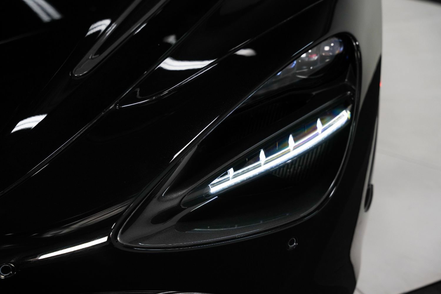 Used 2020 McLaren 720S Luxury image 14