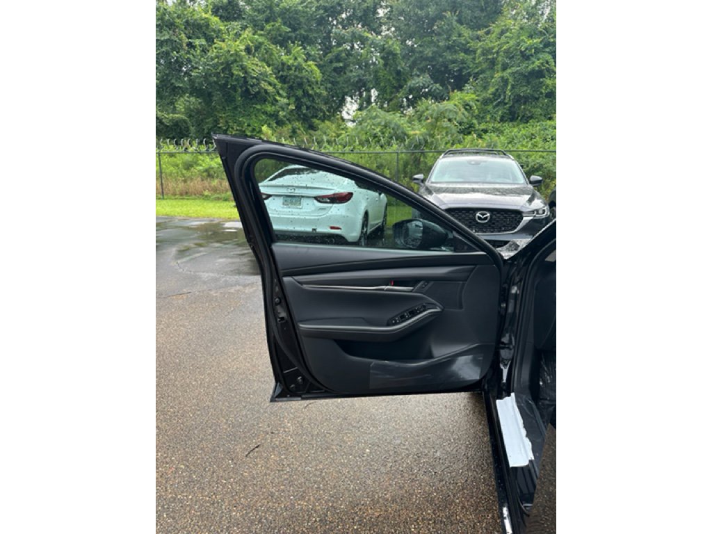 Used 2025 MAZDA MAZDA3 s image 6