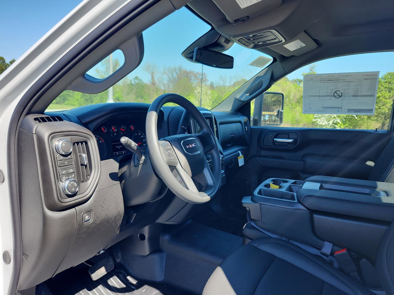 New 2026 GMC Sierra 3500 Pro w/ Convenience Package image 8