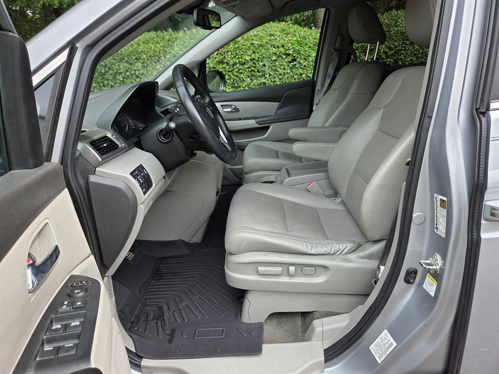 Used 2016 Honda Odyssey EX-L image 26