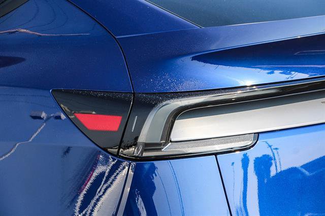 Used 2026 Tesla Model Y Long Range image 10
