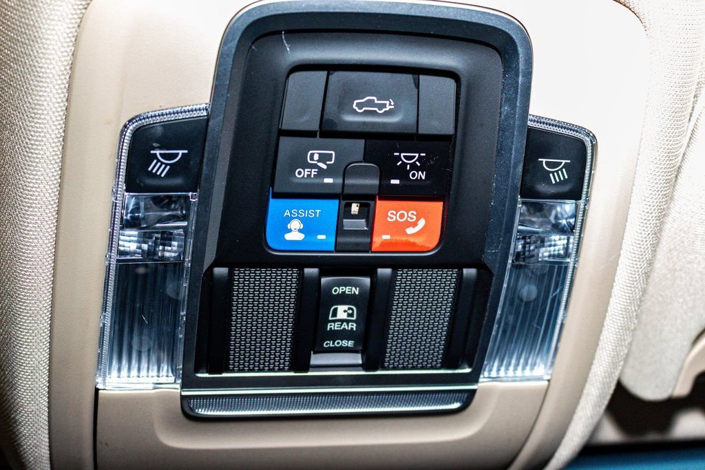 Used 2021 RAM 3500 Laramie image 19