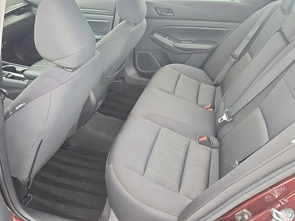 Used 2024 Nissan Altima 2.5 SV FWD image 29