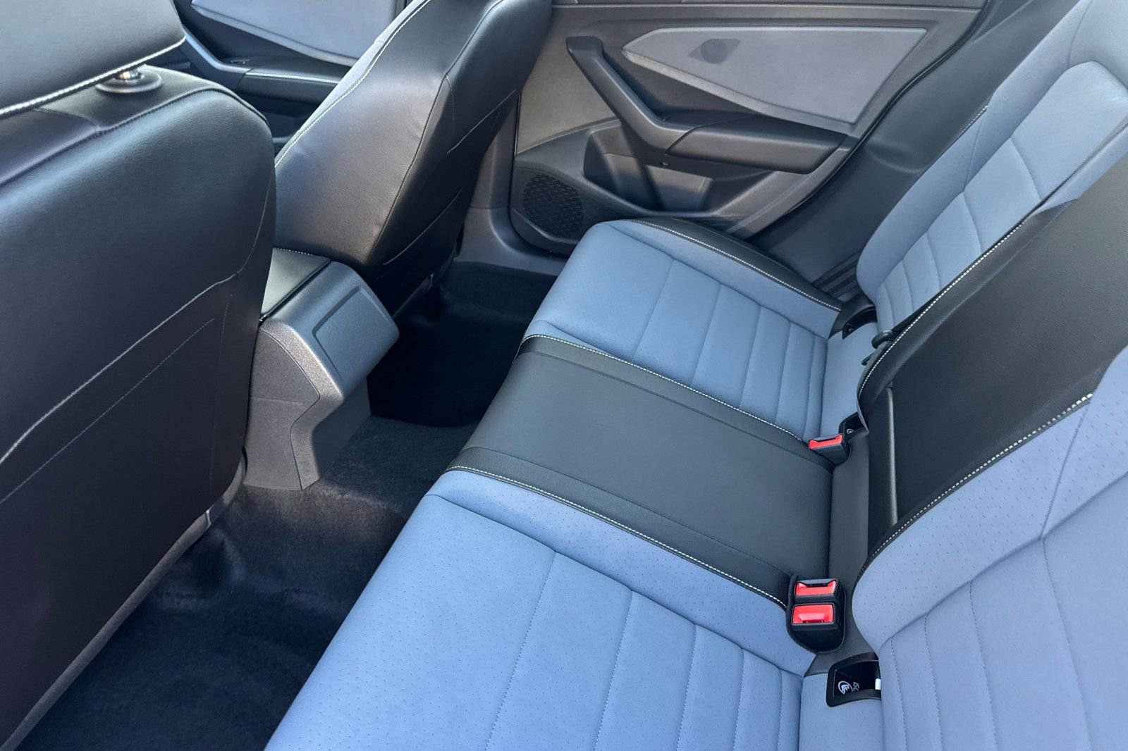 New 2026 Volkswagen Jetta SE FWD image 10