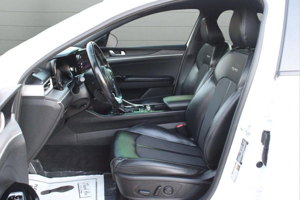 Used 2022 Kia K5 GT-Line AWD/4WD image 10