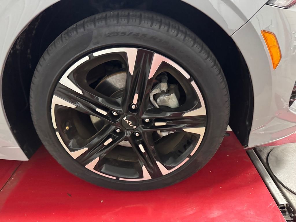 Used 2023 Kia K5 GT-Line image 2